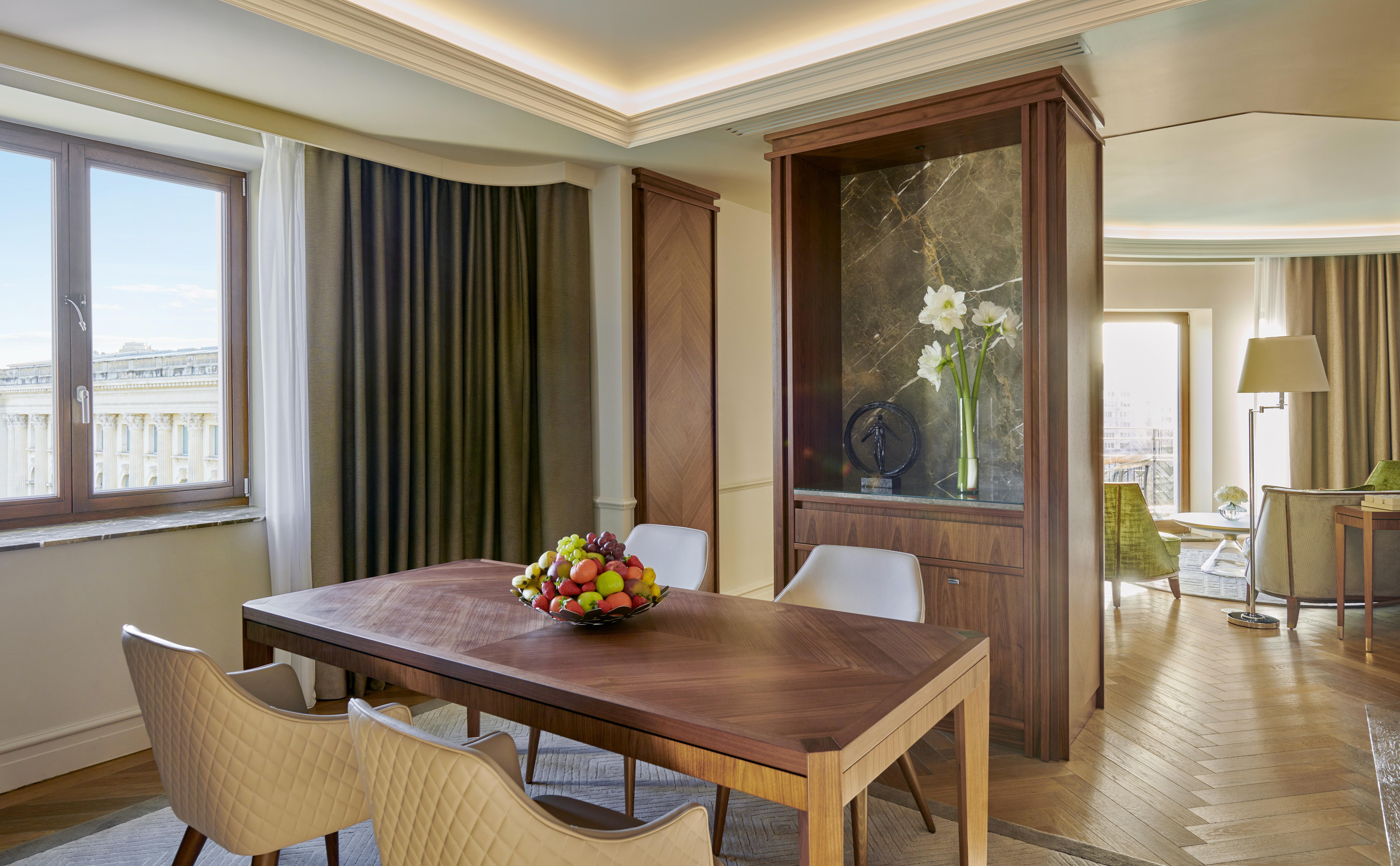 Hotel Intercontinental Athenee Palace Bucharest, An Ihg Bucharest