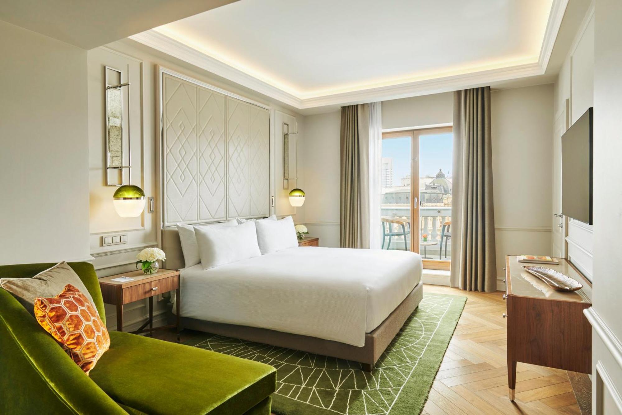 Intercontinental Athenee Palace Bucharest, An Ihg
